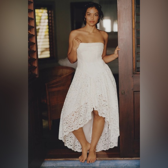 Anthropologie Dresses & Skirts - Anthropologie Bardot Felicidad Strapless Lace High-Low Dress 6 NWT